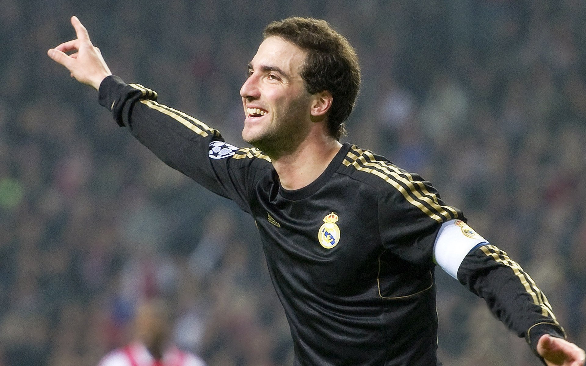 体育纪录挑战赛吸引众多业余爱好者参与，体育 挑战